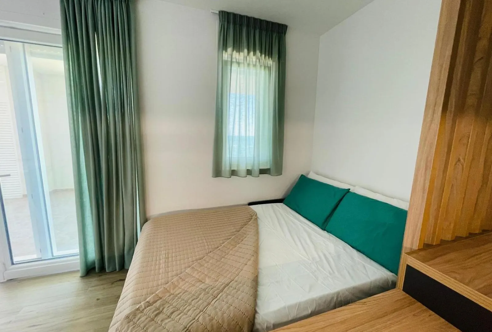 La Titina Sangi Villa Bari 0*,